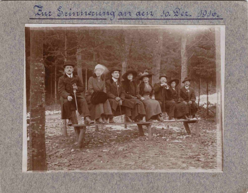 BilD: Gruppenbild aus dem Jahr 1916